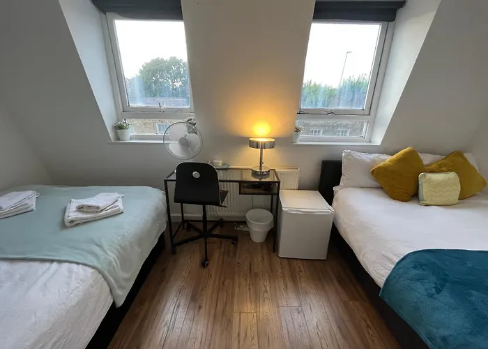 Euston Central Private Bedrooms 119A 4-7