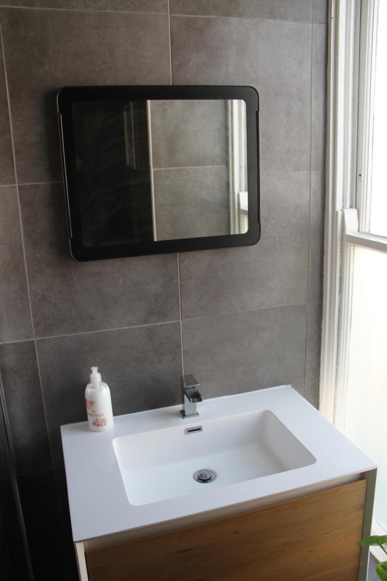 Euston Private Bedrooms 119a 4-7 * Лондон